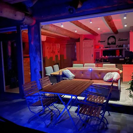 Holiday Home Ernest Zelezni With Hot Tub Ivancna Gorica Exteriér fotografie