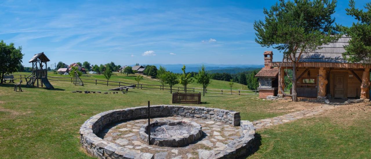 Holiday Home Ernest Zelezni With Hot Tub Ivancna Gorica Exteriér fotografie